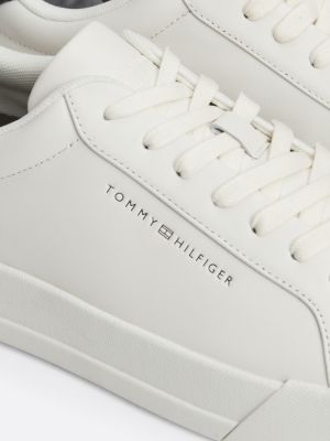 white leather contrast heel court trainers for men tommy hilfiger