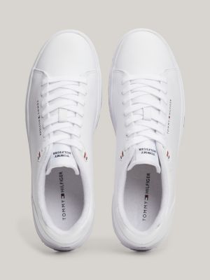 baskets en cuir à monogramme th blanc pour hommes tommy hilfiger