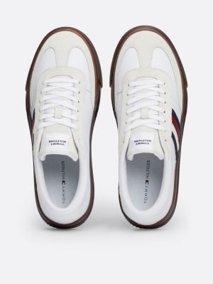 baskets en cuir à lacets et bande emblématique blanc pour hommes tommy hilfiger