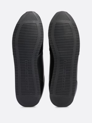 sneakers running essential con bandierina nero da uomini tommy hilfiger