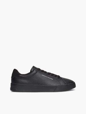 black essential court sneaker van gegranuleerd leer voor heren - tommy hilfiger