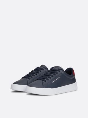 blau essential court-sneaker aus narbenleder für herren - tommy hilfiger