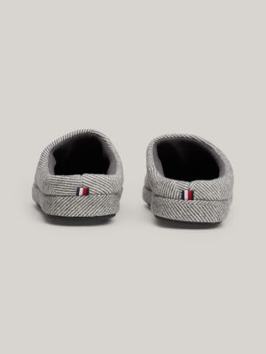 chaussons à motif chevron et drapeau brodé gris pour hommes tommy hilfiger