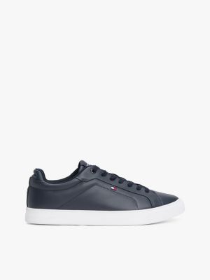 niebieski skórzane tenisówki z wyhaftowaną flagą dla mężczyźni - tommy hilfiger