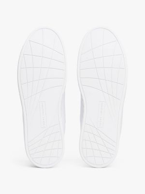 sneakers essential stringate in pelle bianco da uomini tommy hilfiger