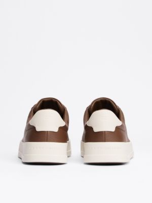 braun court-sneaker aus leder für herren - tommy hilfiger