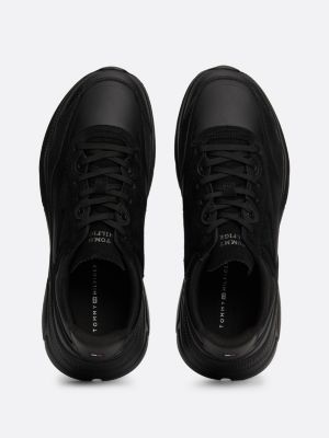 sneakers running in pelle con mix di texture nero da uomini tommy hilfiger