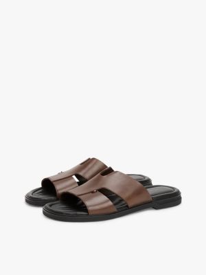 braun slipper-ledersandale mit cut-out am riemen für herren - tommy hilfiger