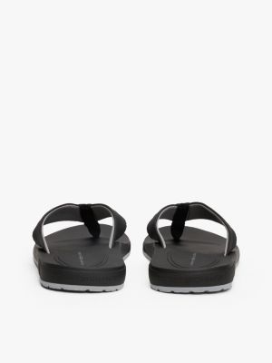 black contrast texture logo strap flip flops for men tommy hilfiger