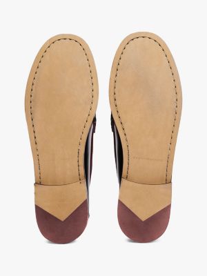 mocasines con logo en bajo relieve negro de hombres tommy hilfiger