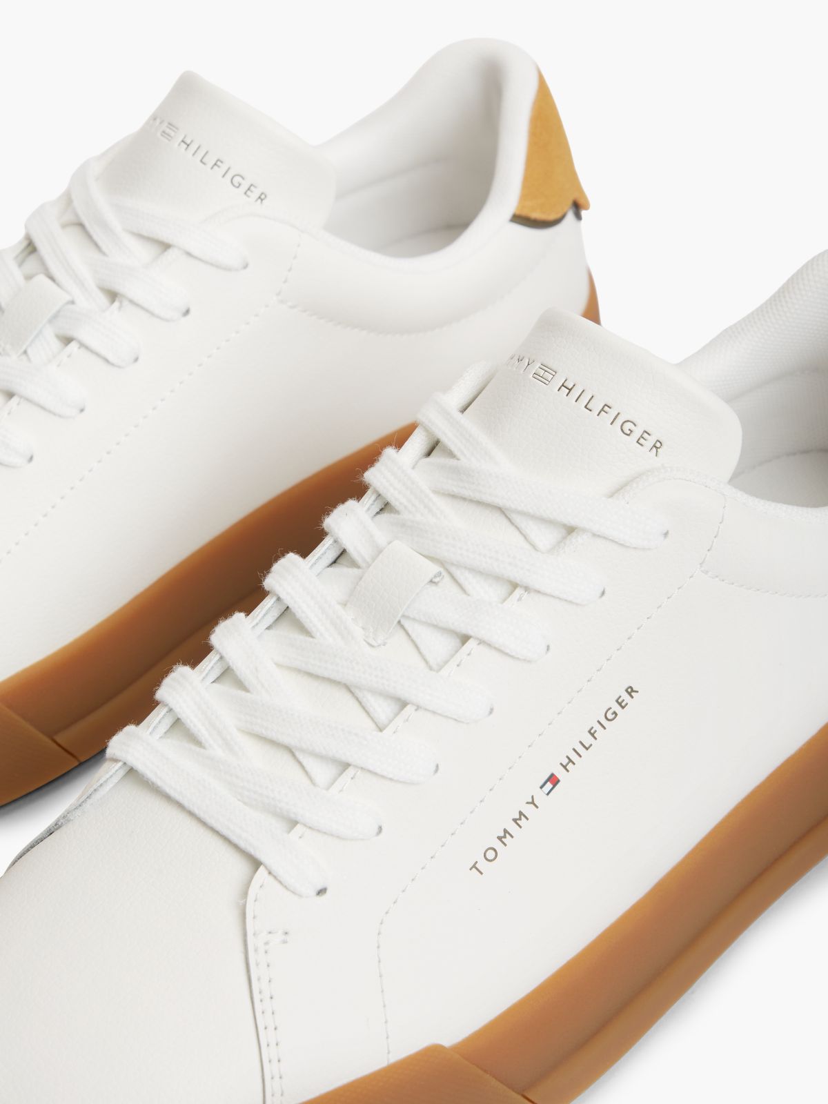 Contrast Heel Court Trainers With Leather — White
