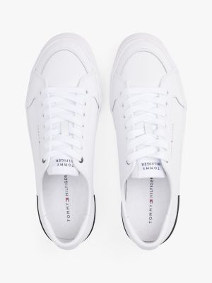 weiß sneaker mit tiefgeprägtem logo für herren - tommy hilfiger