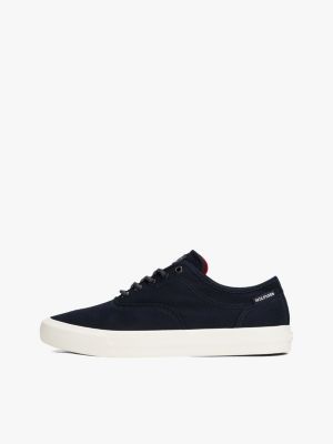 blauw canvas sneaker met logo in reliëf voor heren - tommy hilfiger