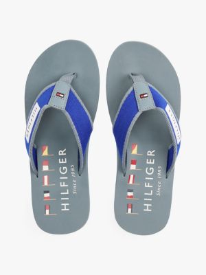 tongs à brides en toile et écusson bleu pour hommes tommy hilfiger