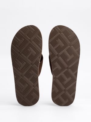 brown massage footbed flip-flops for men tommy hilfiger