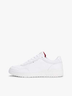 wit leren sneaker met gemengde texturen voor heren - tommy hilfiger