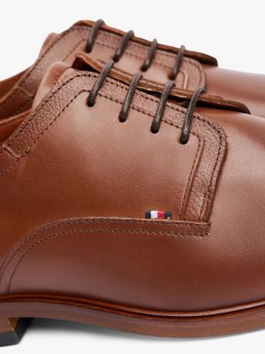 braun derby-schuh aus leder für herren - tommy hilfiger