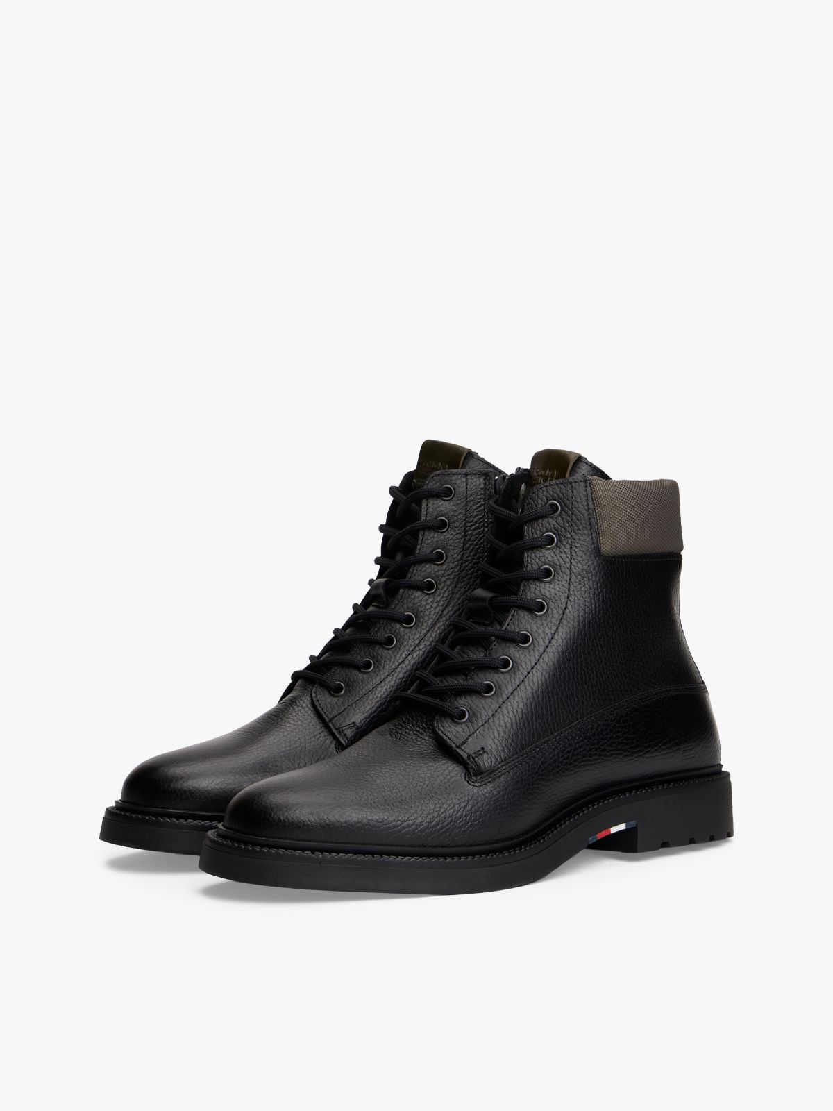 Lightweight Water Repellent Warm Lined Leather Boots — Black