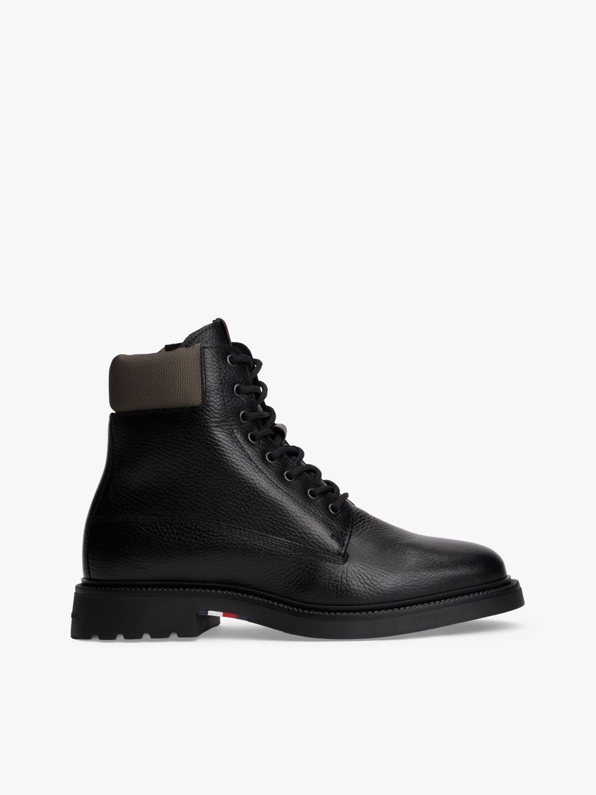 Lightweight Water Repellent Warm Lined Leather Boots — Black