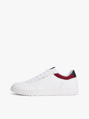 weiß rutschhemmender basketball-sneaker mit leder für herren - tommy hilfiger