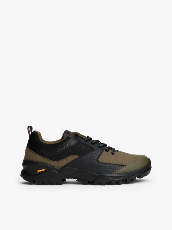Chunky Vibram Cleat Trainers — Black