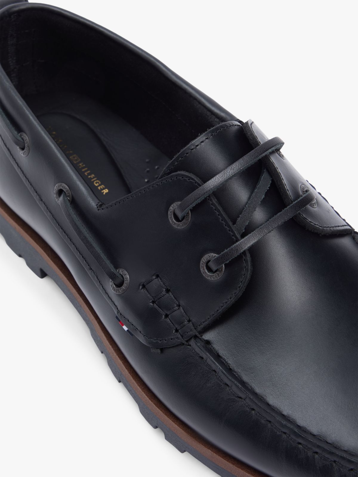 Leather Cleat Lightweight Boat Shoes — Black