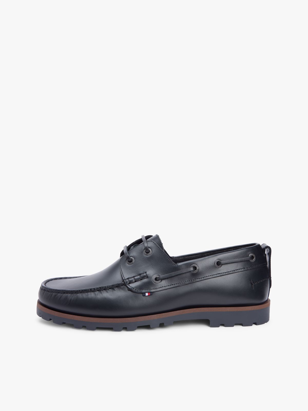 Leather Cleat Lightweight Boat Shoes — Black