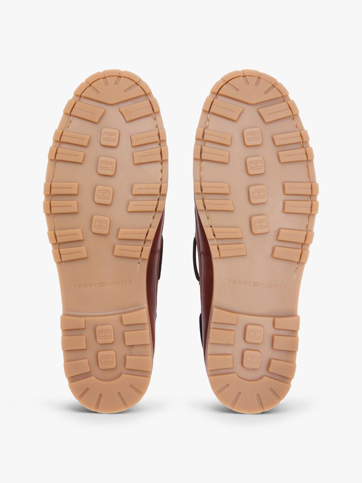 Leather Cleat Lightweight Boat Shoes — Brown