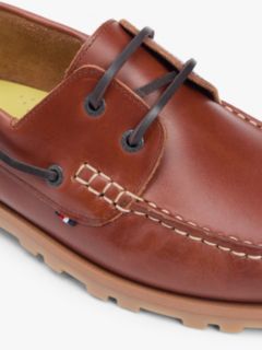 Leather Cleat Lightweight Boat Shoes — Brown 6