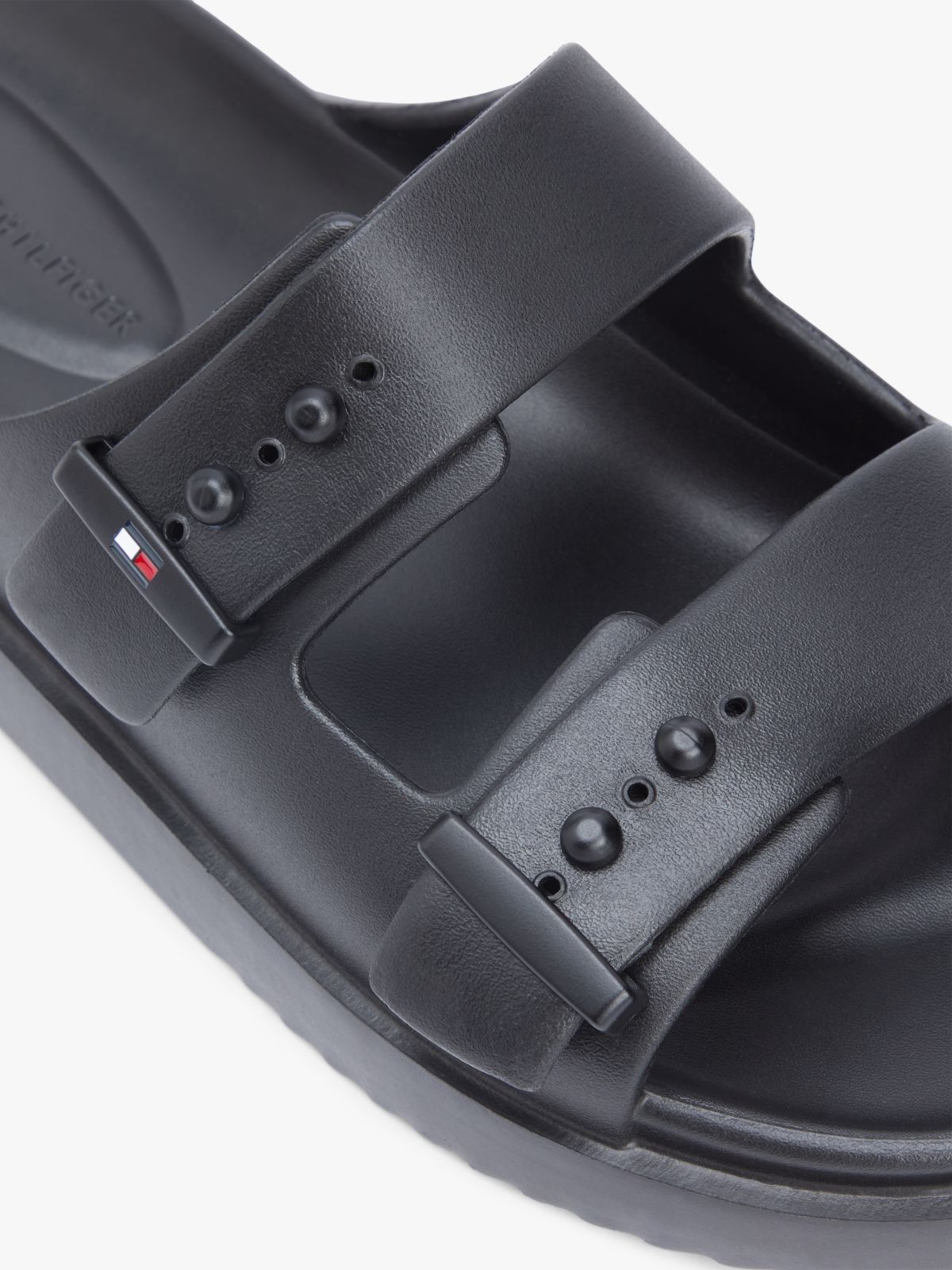 Lightweight Pin Buckle Serrated Pool Slides — Black