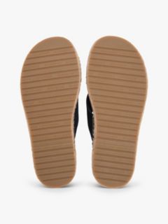 Suede Buckle Flexible Sandals — Black 5