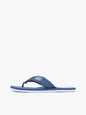 blau zehentrenner mit gurtband-ristriemen und wappen für herren - tommy hilfiger