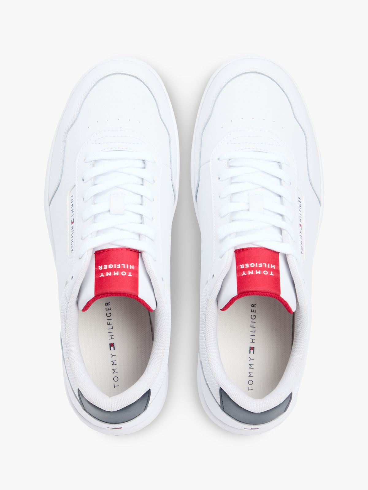Fine Cleat Basketball Trainers With Leather — White