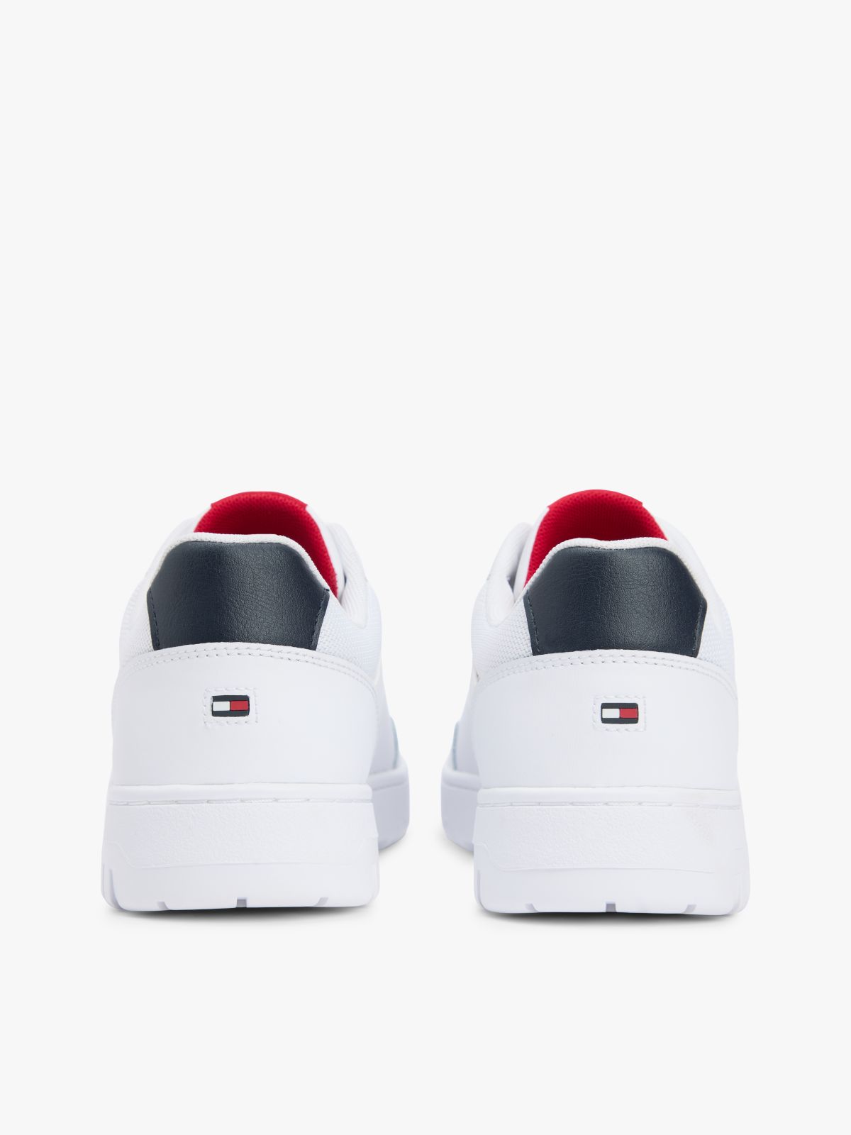 Fine Cleat Basketball Trainers With Leather — White