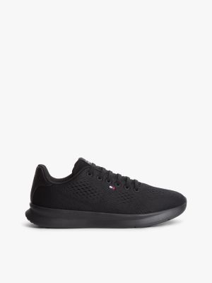 black leichtgewichtiger sneaker aus jacquard-strick für herren - tommy hilfiger