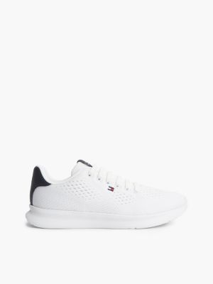 white leichtgewichtiger sneaker aus jacquard-strick für herren - tommy hilfiger