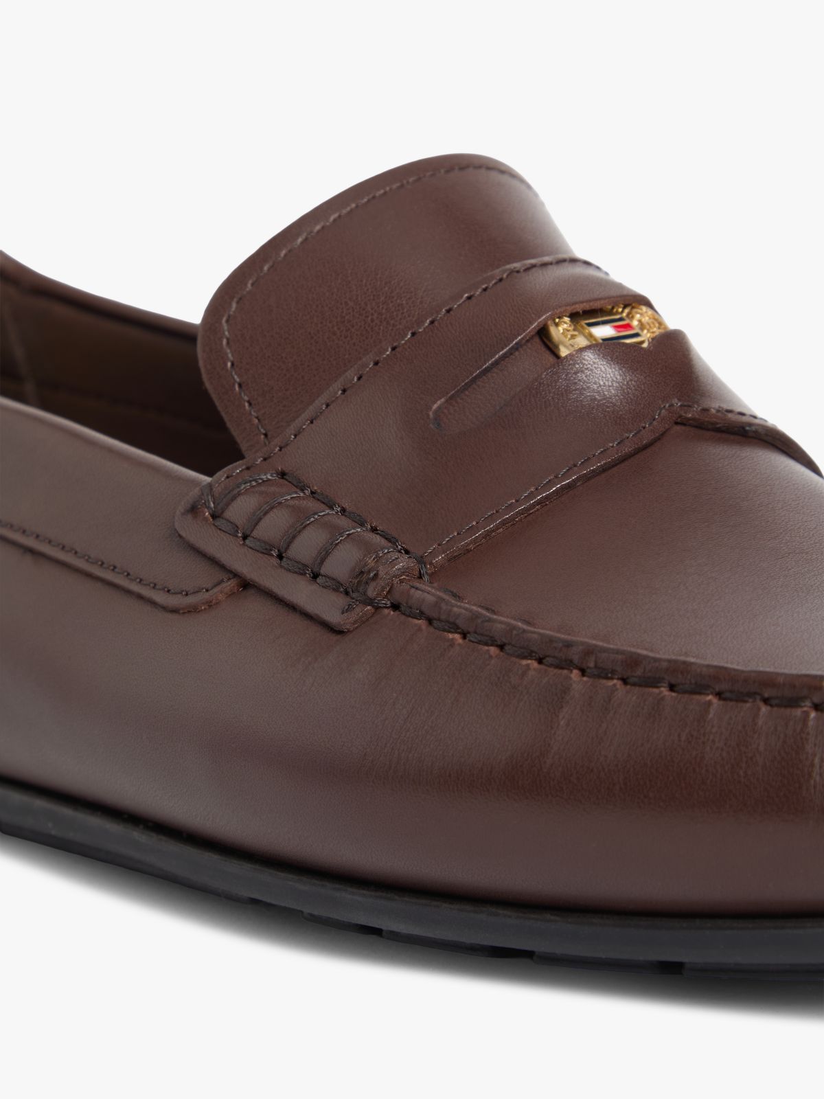 Leather Debossed Logo Driver Shoes — Brown