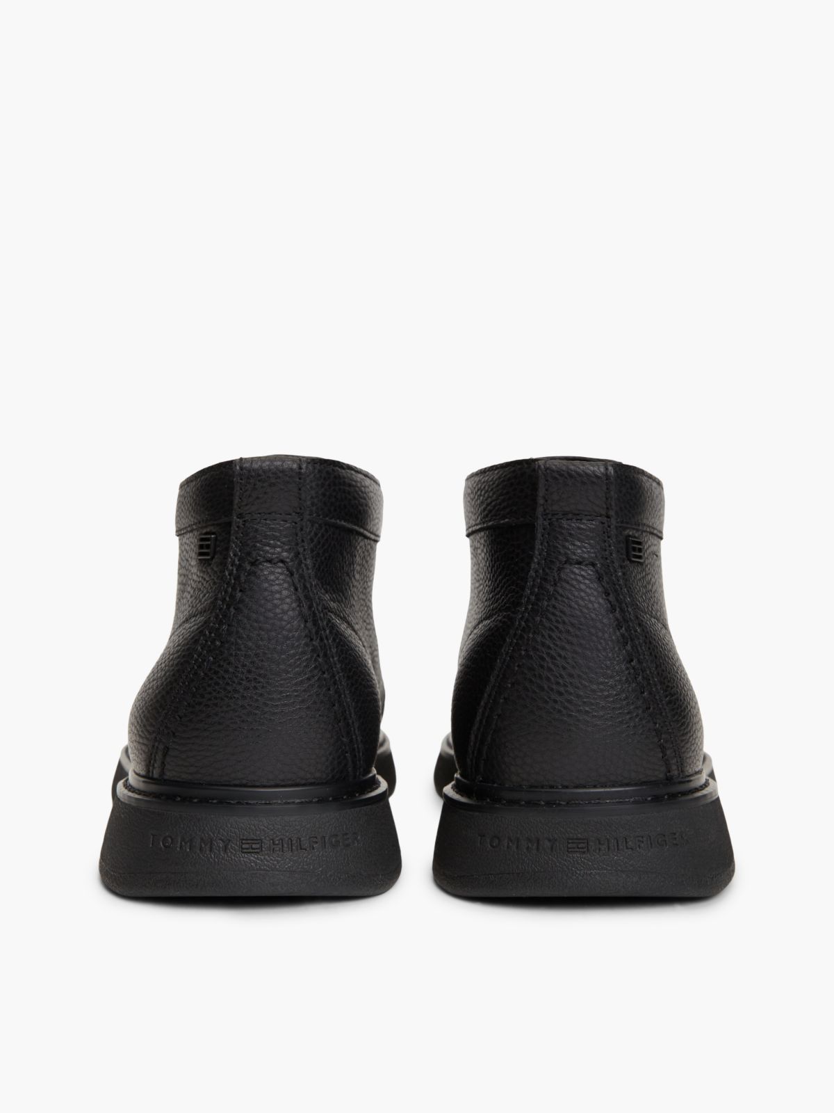 Leather Flag Plaque Chukka Boots — Black