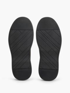 Leather Flag Plaque Chukka Boots — Black 5