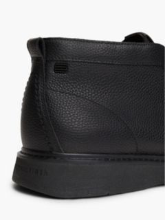 Leather Flag Plaque Chukka Boots — Black 6