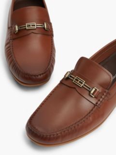 Flag Plaque Leather Driver Shoes — Brown 6