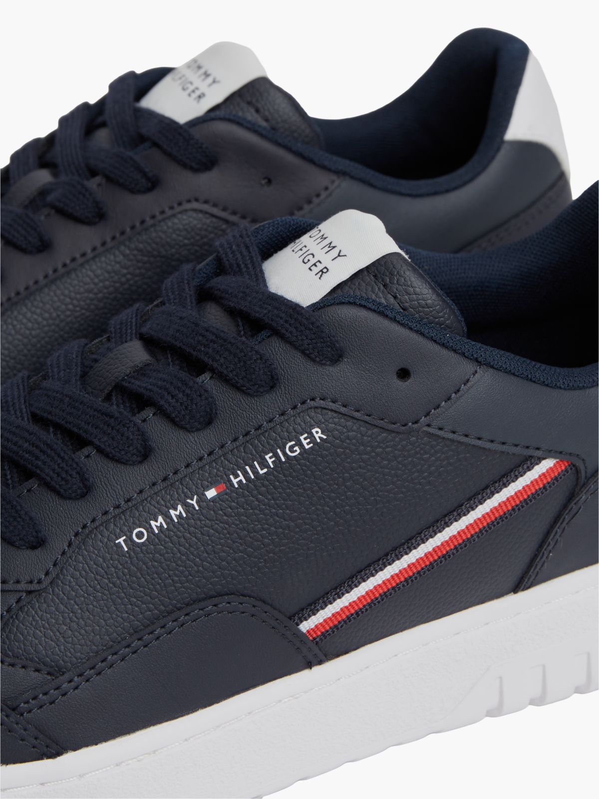 Global Stripe Basketball Trainers With Leather — Blue