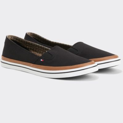 tommy hilfiger iconic slip on sneaker