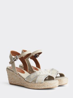 Keilabsatz Sandale Mit Metallic Details Beige Tommy Hilfiger