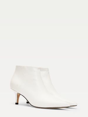 tommy hilfiger feminine leather low wedge