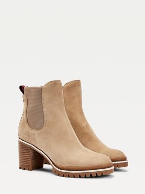 padded boots beige