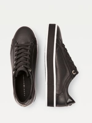 tommy hilfiger trainers black