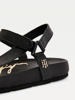 tommy flat sandals