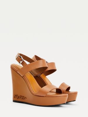 tommy hilfiger brown wedges