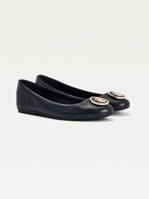 tommy flat shoes